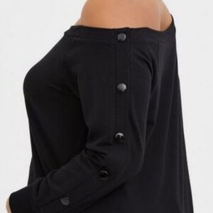Torrid size 2X off the shoulder Cotton Blend black Cropped long sleeve pullover